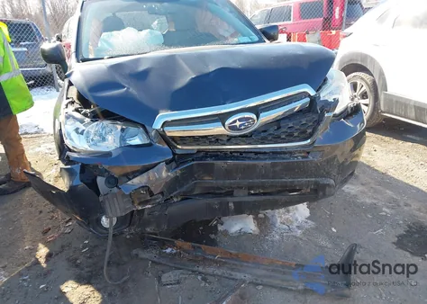 2014 Subaru Forester 2.5I Premium z USA, uszkodzony, nr VIN JF2SJAECXEH402679